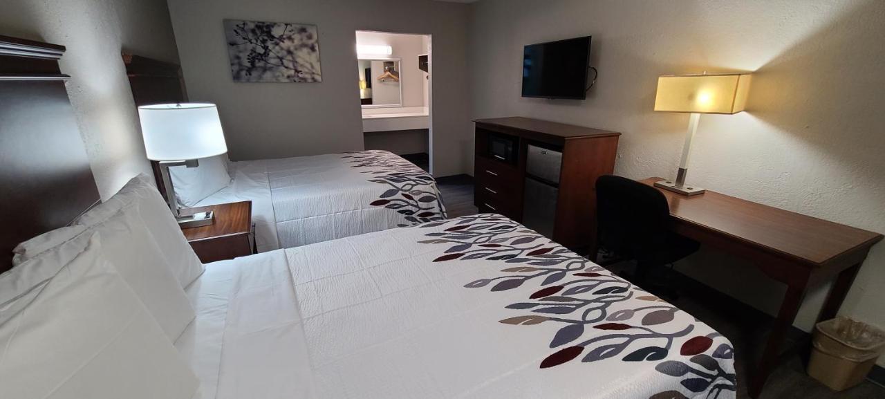 Red Roof Inn ラ・グレーンジ エクステリア 写真