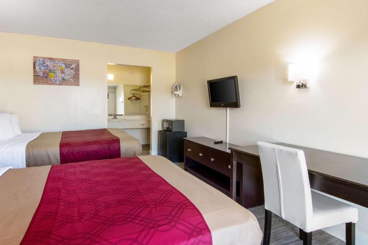 Red Roof Inn ラ・グレーンジ エクステリア 写真